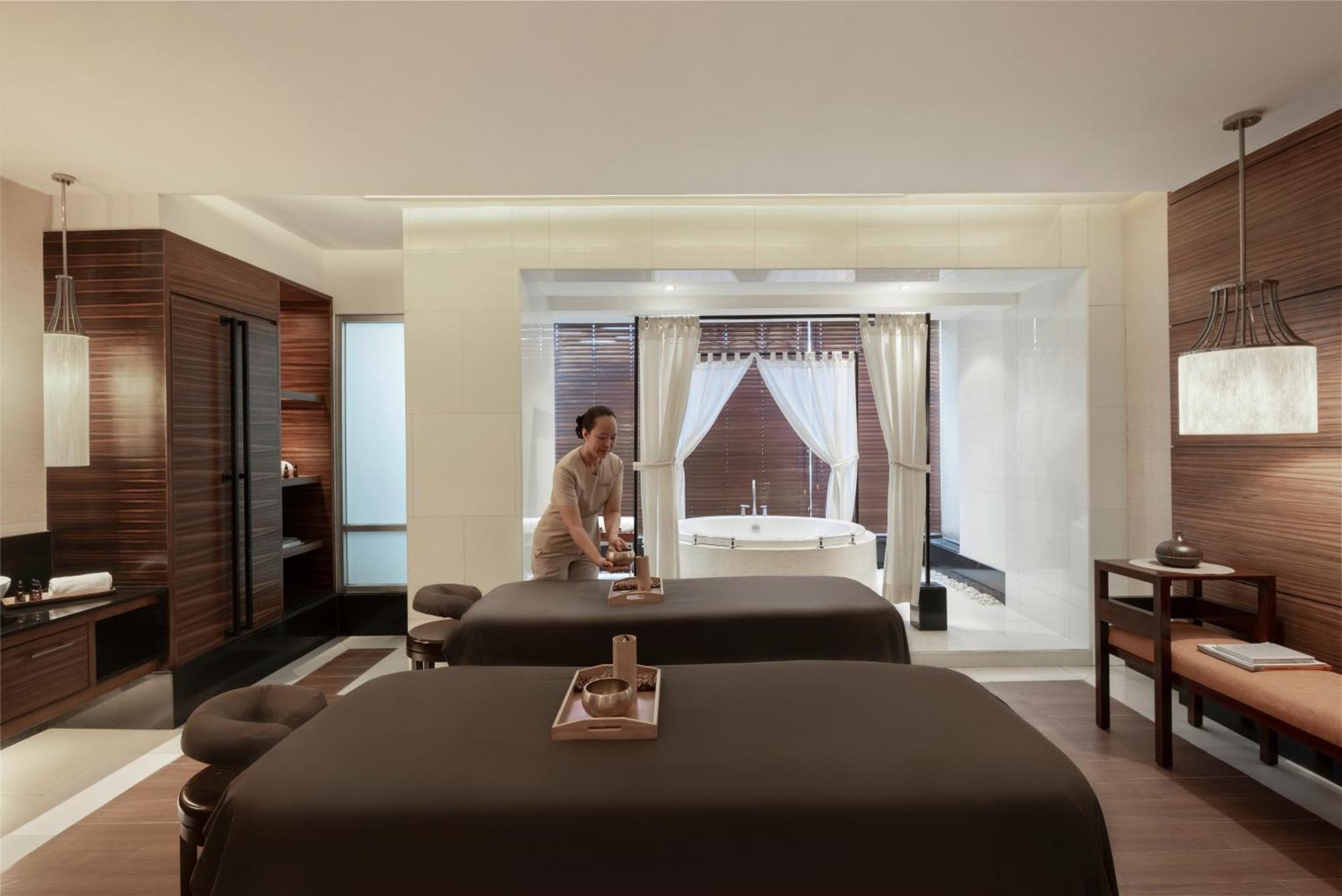 Dusit Thani Manila Makati City Ngoại thất bức ảnh Spa at The Oberoi, Mumbai